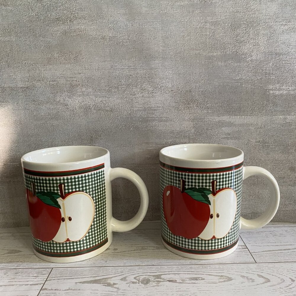 🍏 HF97 Vintage Apple Mugs Houston Foods Set of 2